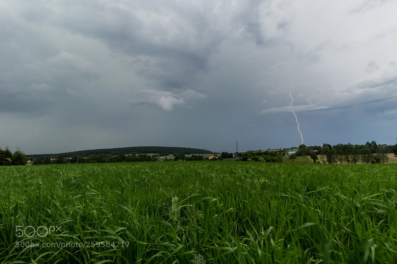 Canon EOS 1200D (EOS Rebel T5 / EOS Kiss X70 / EOS Hi) sample photo. Lightning photography