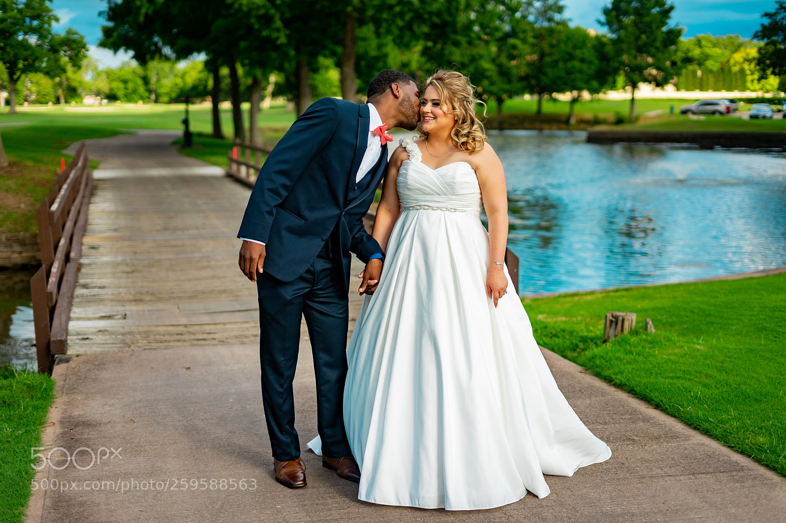 Sony a7 II sample photo. Kisses photography
