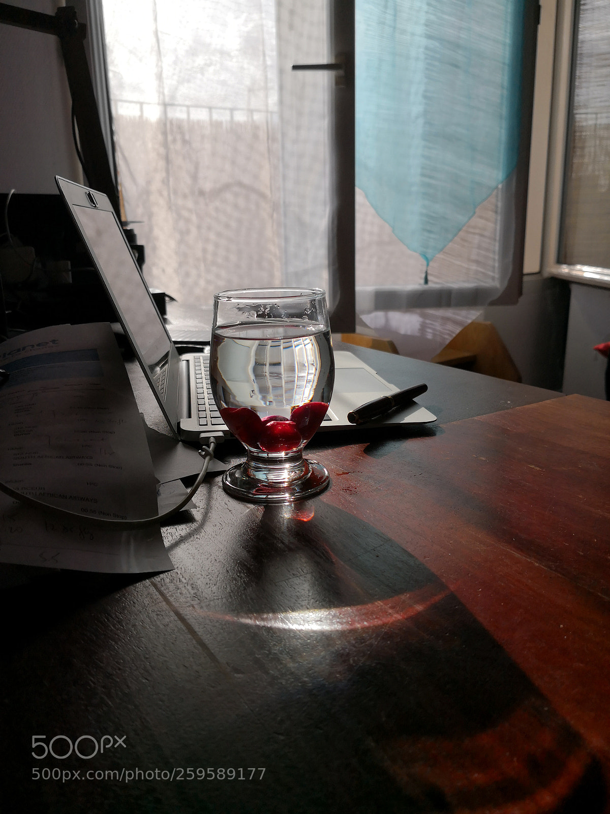 HUAWEI Mate 10 Pro sample photo. Cherry light photography
