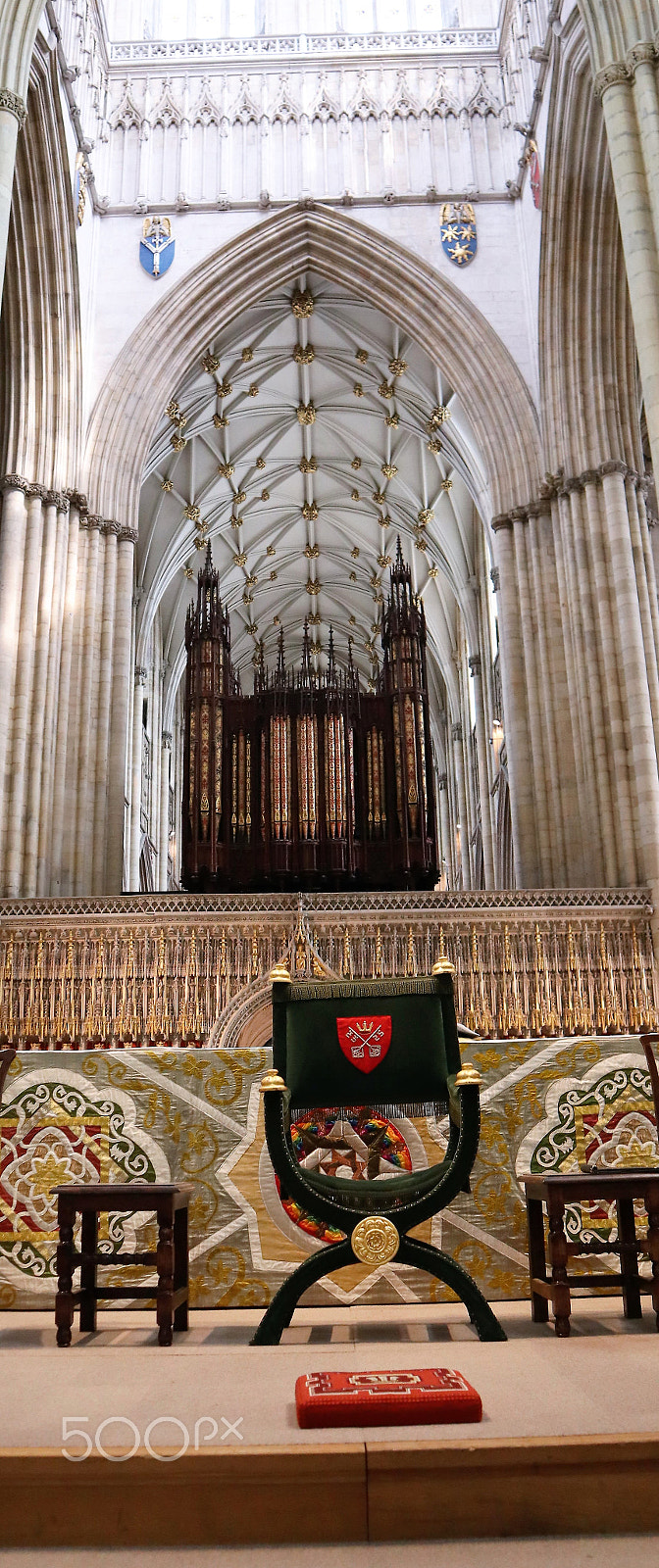 Canon EOS M50 (EOS Kiss M) sample photo. York cathedral. photography