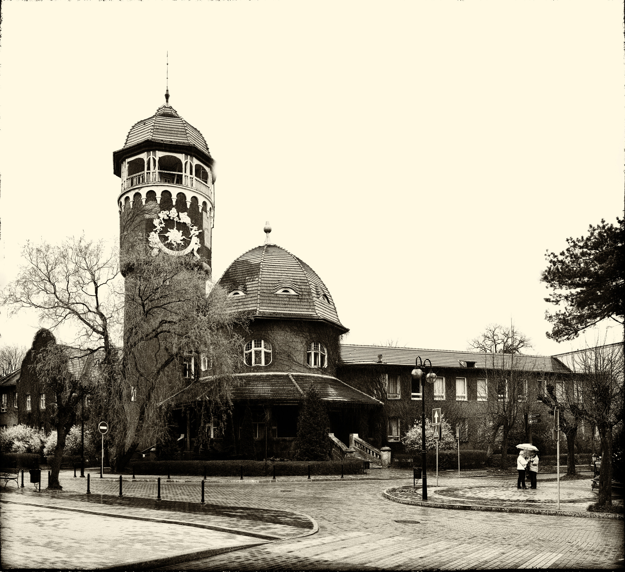 Sigma DP2 Merrill sample photo. The building of the baths in svetlogorsk photography