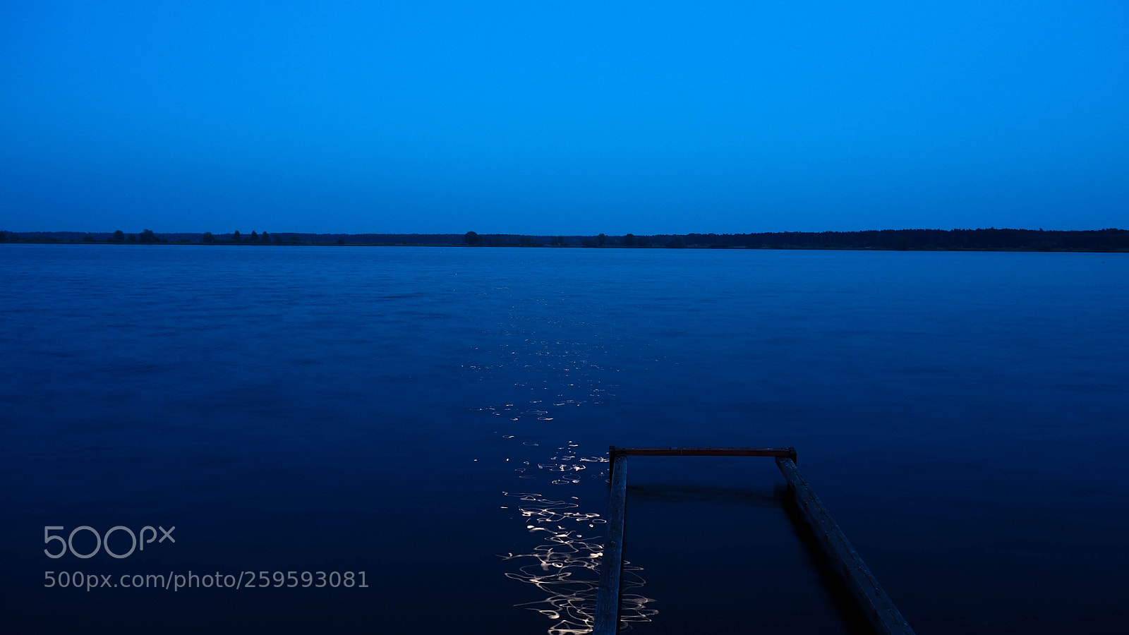 Olympus OM-D E-M10 II sample photo. Night with moon vol.2 photography