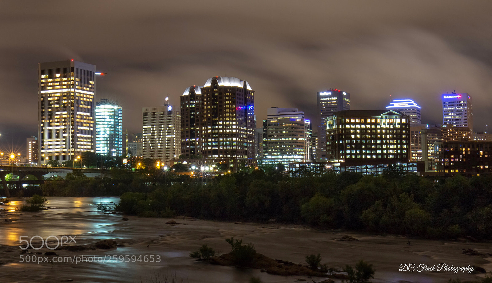 Canon EOS 700D (EOS Rebel T5i / EOS Kiss X7i) sample photo. River cityscape  photography