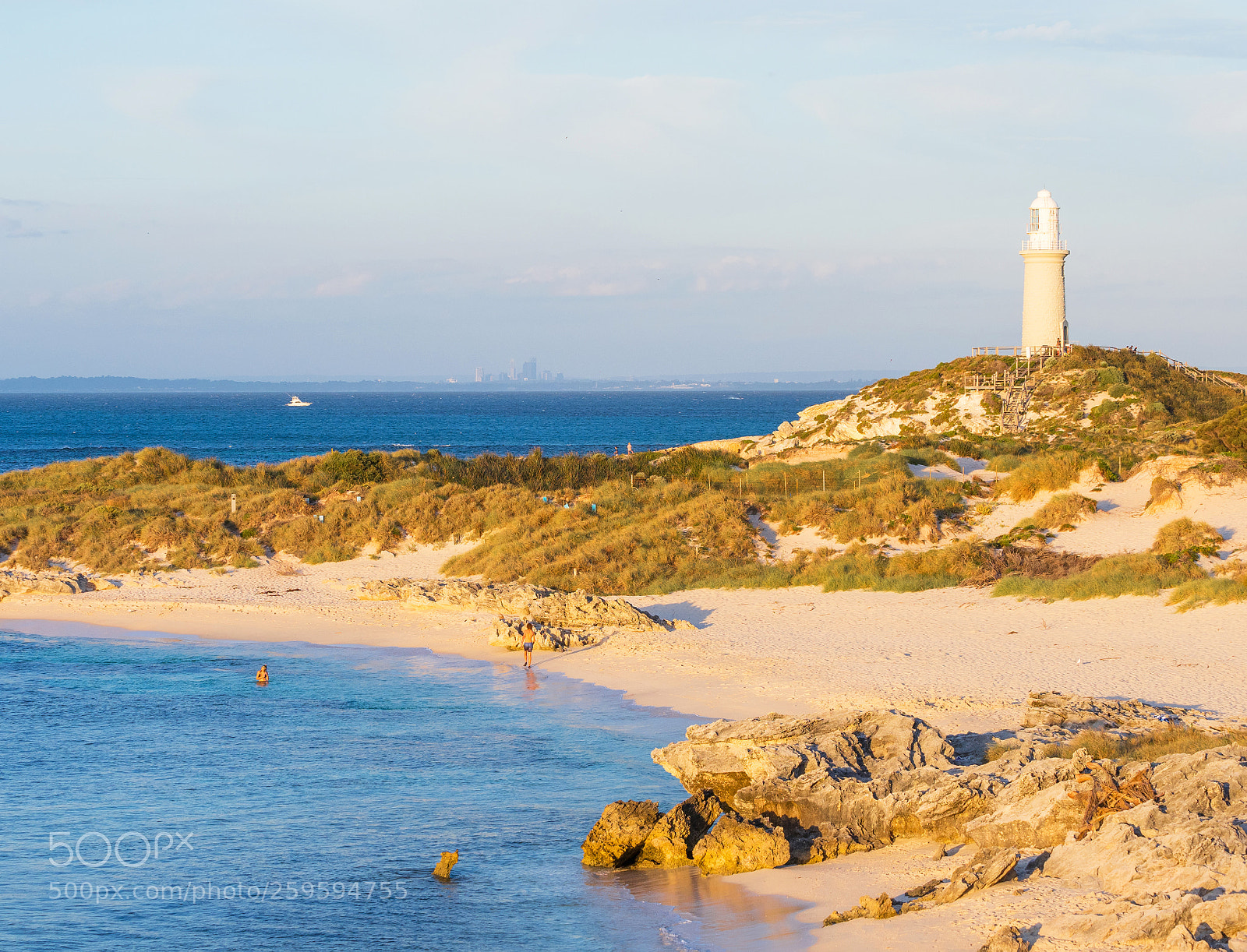 Olympus OM-D E-M1 Mark II sample photo. Bathurst lighthouse on rottnest photography