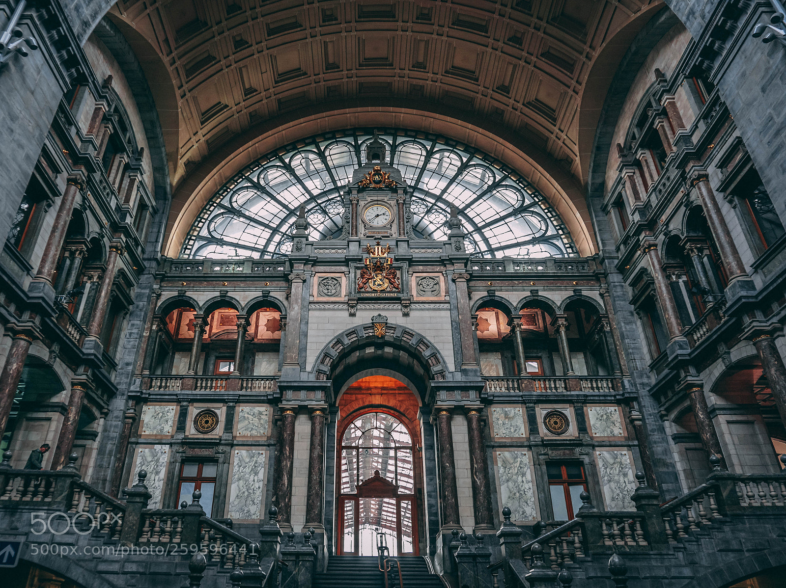 Sony a6000 sample photo. Antwerpen centraal station photography