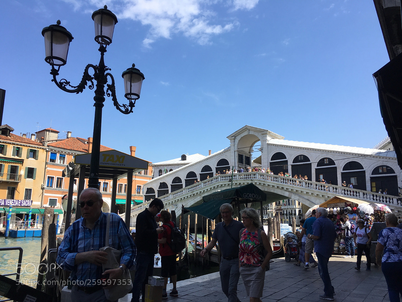 Apple iPhone 6s Plus sample photo. Bridge in venice photography