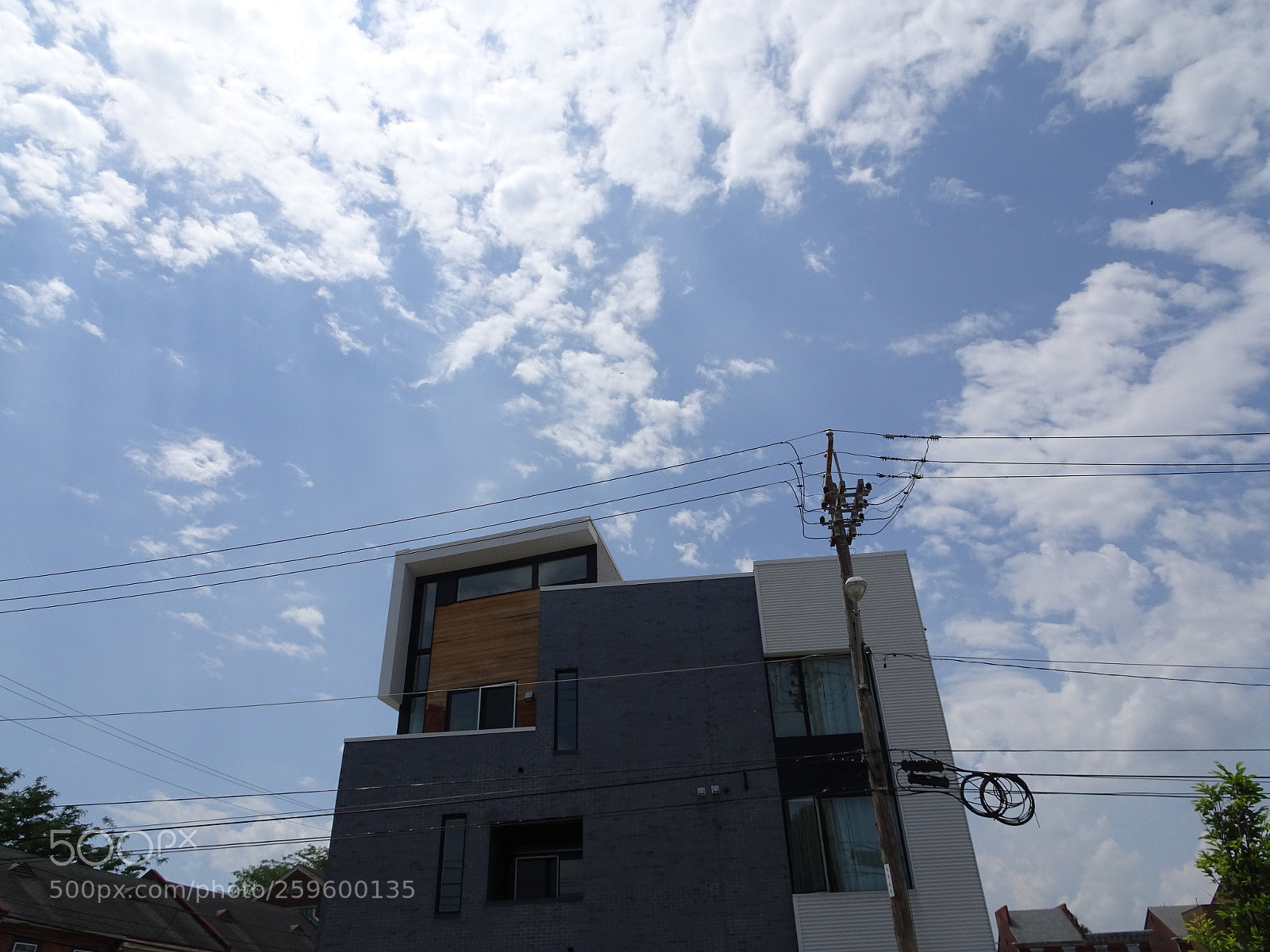 Sony Cyber-shot DSC-HX90V sample photo. Clouds in a modern photography