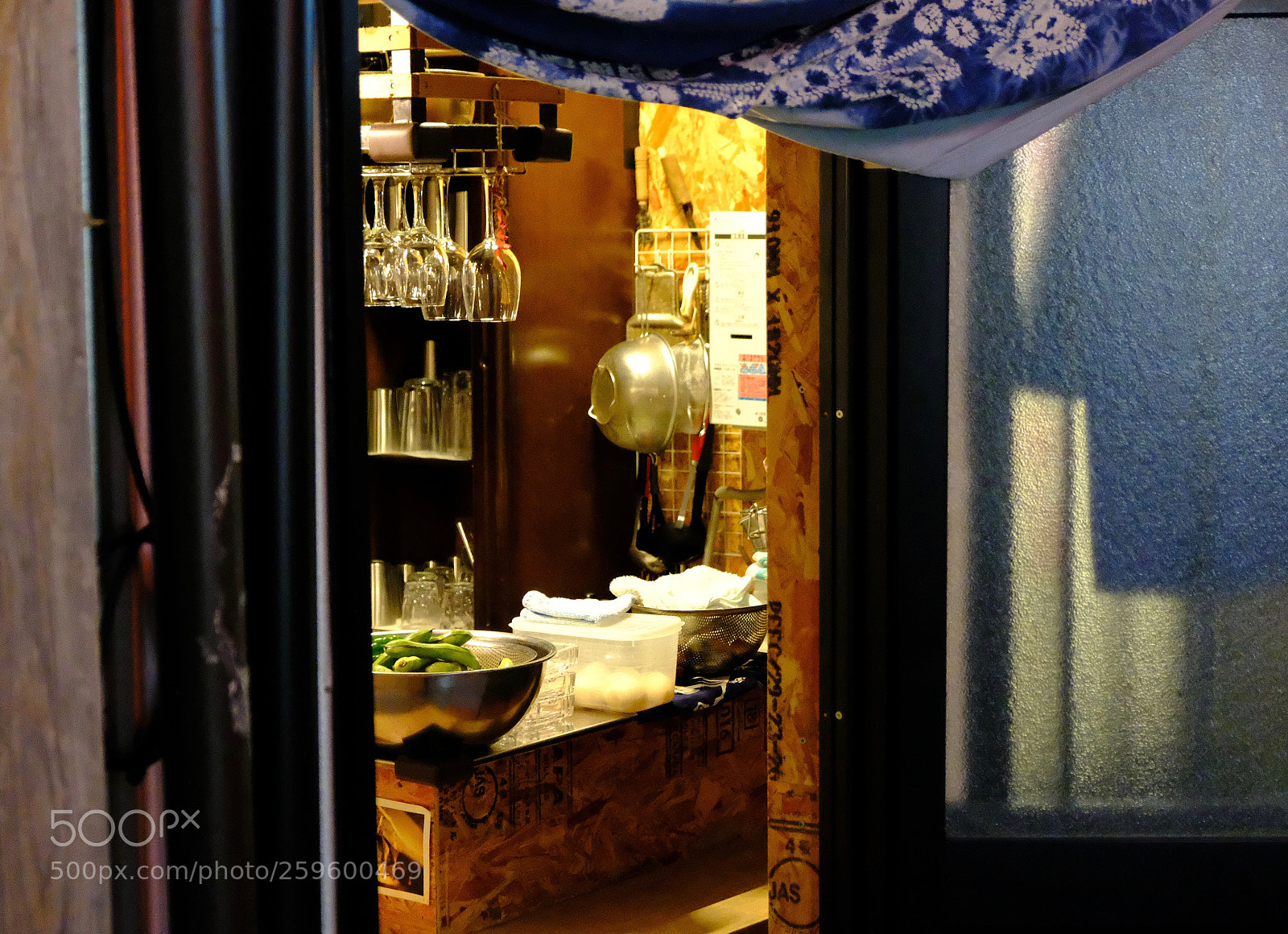 Fujifilm X-T20 sample photo. Japanese bar entrance photography