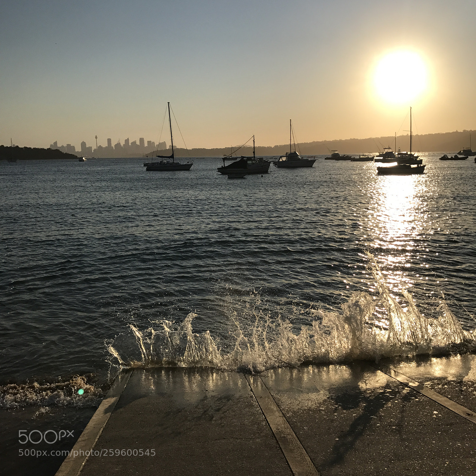 Apple iPhone 7 sample photo. City splash'n photography