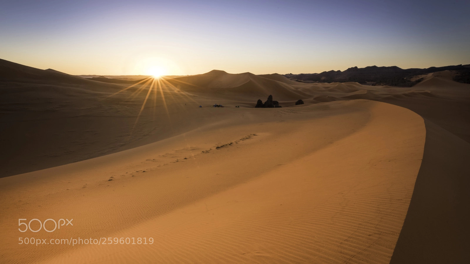 Nikon D810 sample photo. Spiritual sunrise over tadrart photography