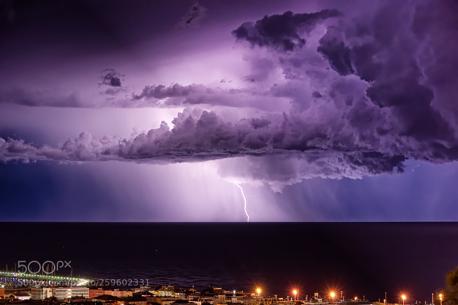 Nikon D90 sample photo. Lightning on the tigullio photography