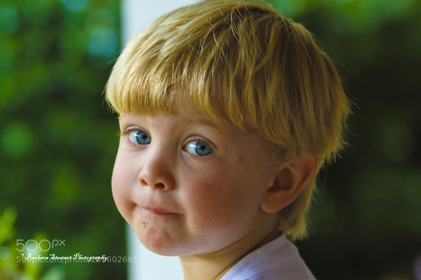 Canon EOS 7D sample photo. Looks of spring photography