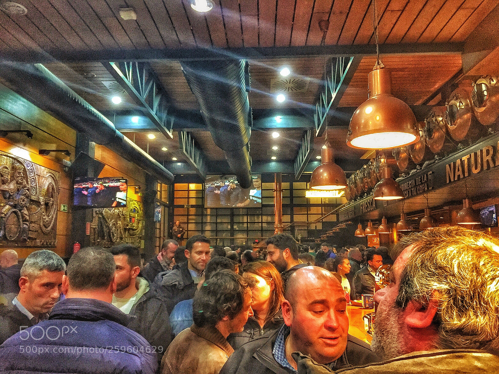 Apple iPhone 6 sample photo. A beer in the photography