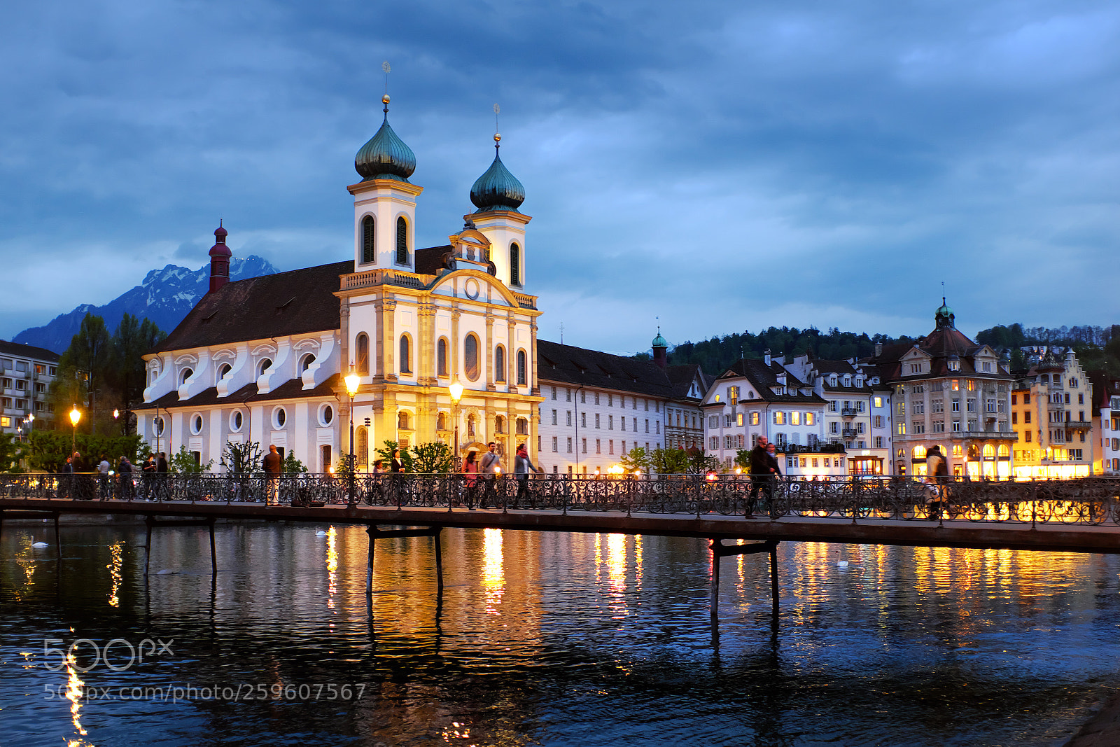 Fujifilm X100T sample photo. Jesuitenkirche on river reuss photography