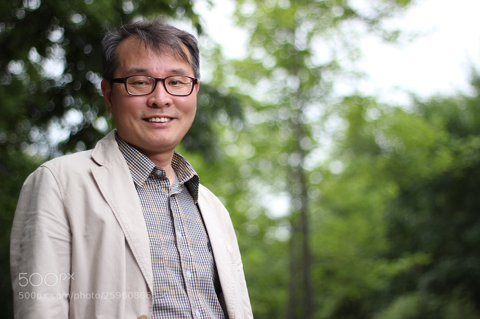 Canon EOS 600D (Rebel EOS T3i / EOS Kiss X5) + Canon EF 50mm F1.8 II sample photo. Today selfie photography