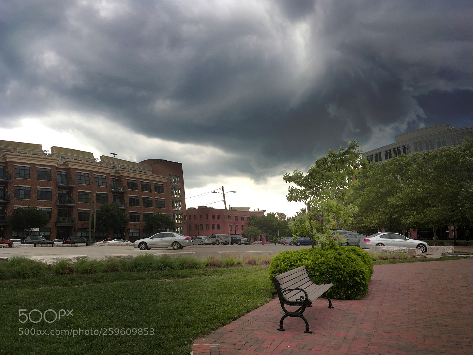 Apple iPhone SE sample photo. Baltimore rain photography