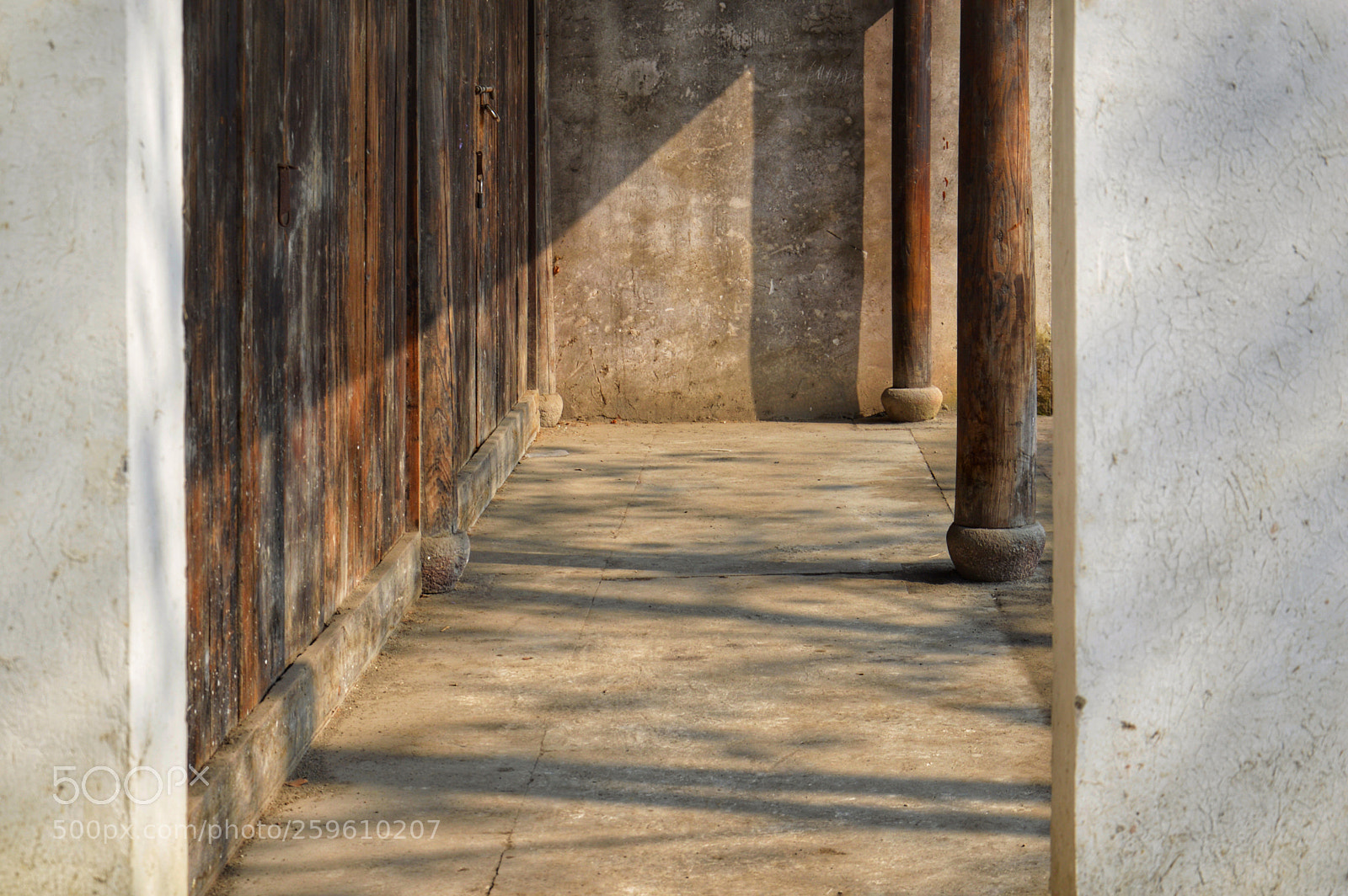 Nikon D3200 sample photo. Door photography