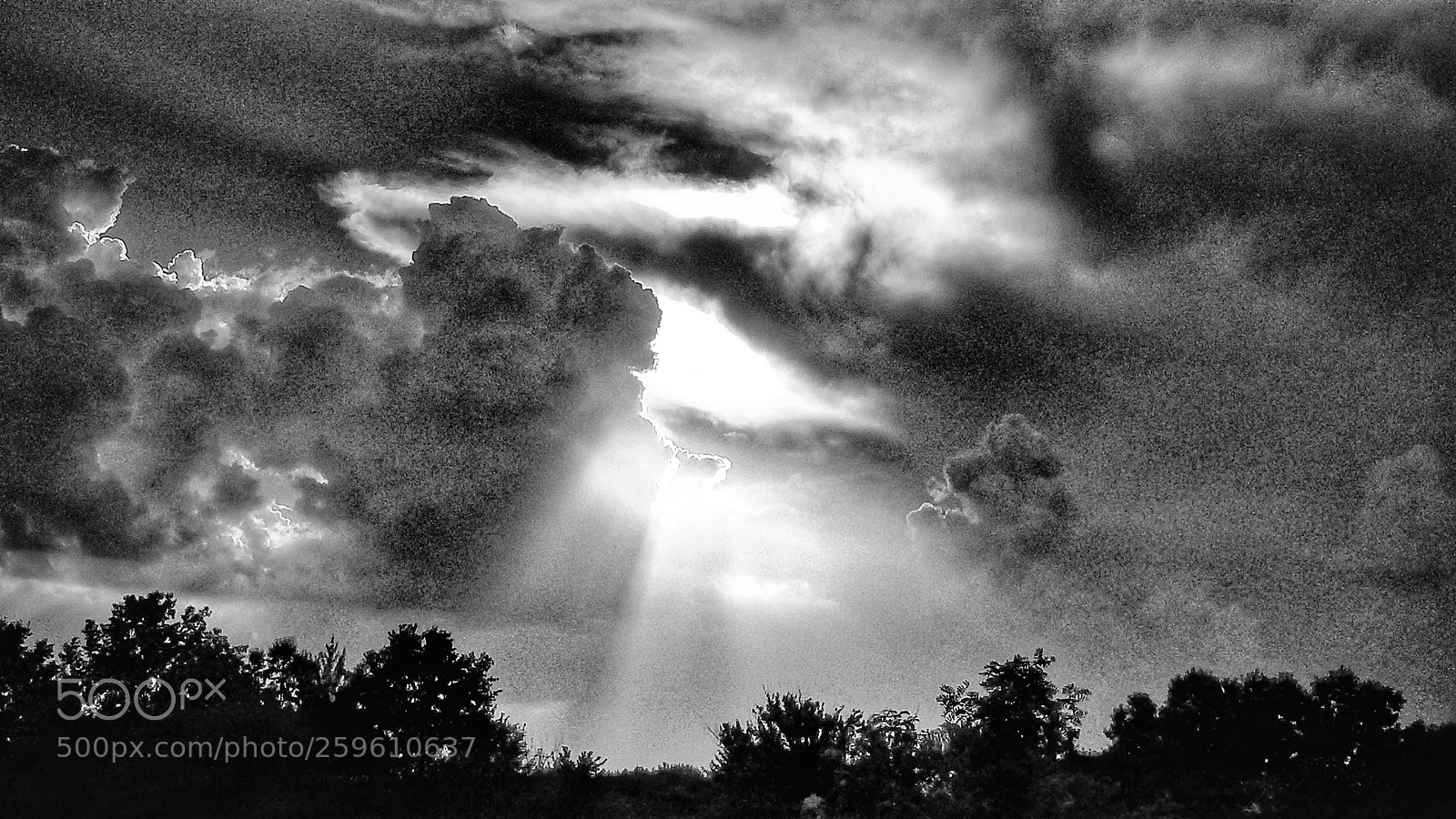 Samsung Galaxy S8+ sample photo. B&w storm photography