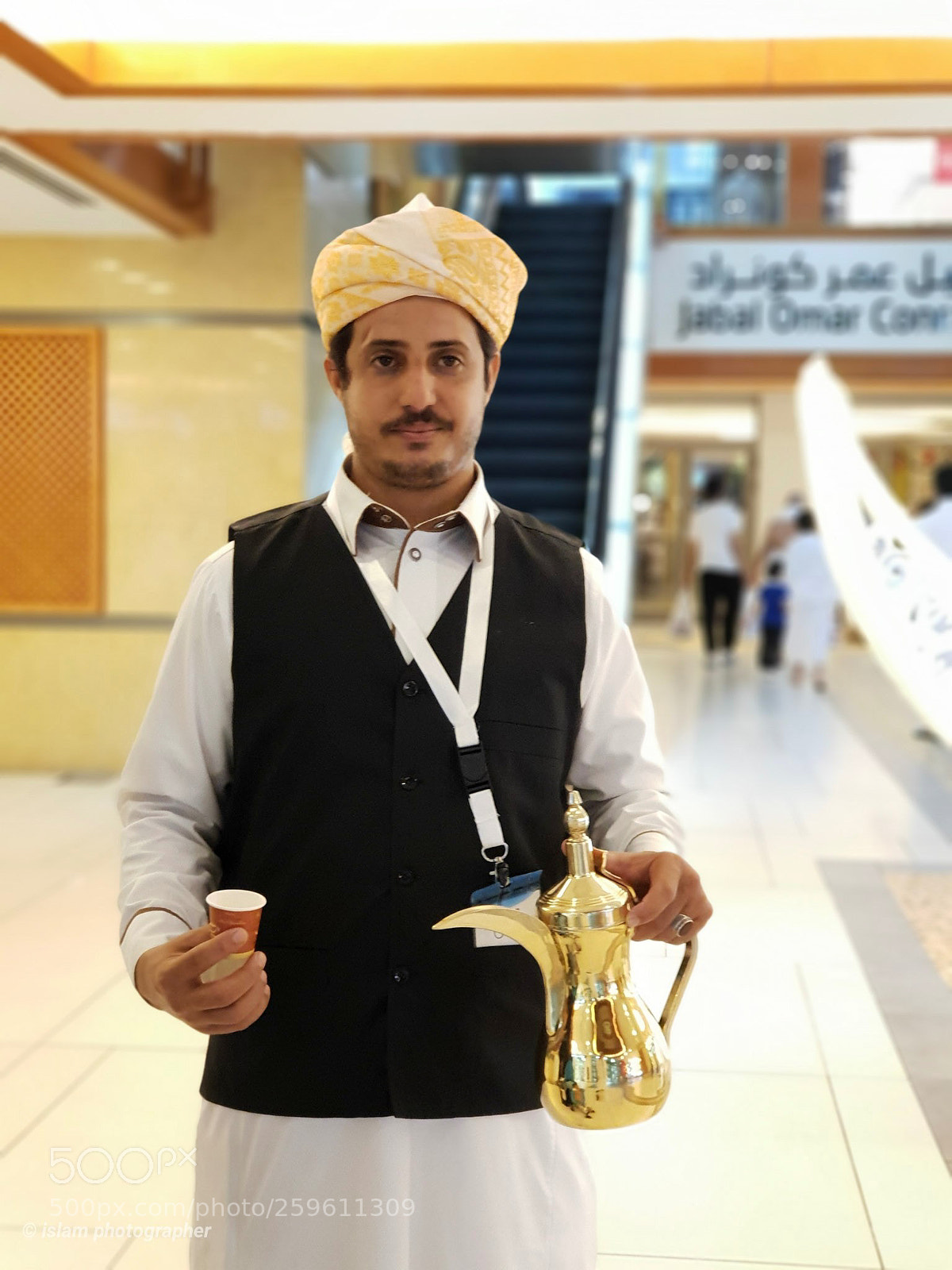 Samsung Galaxy S9+ sample photo. Arab hospitality photography