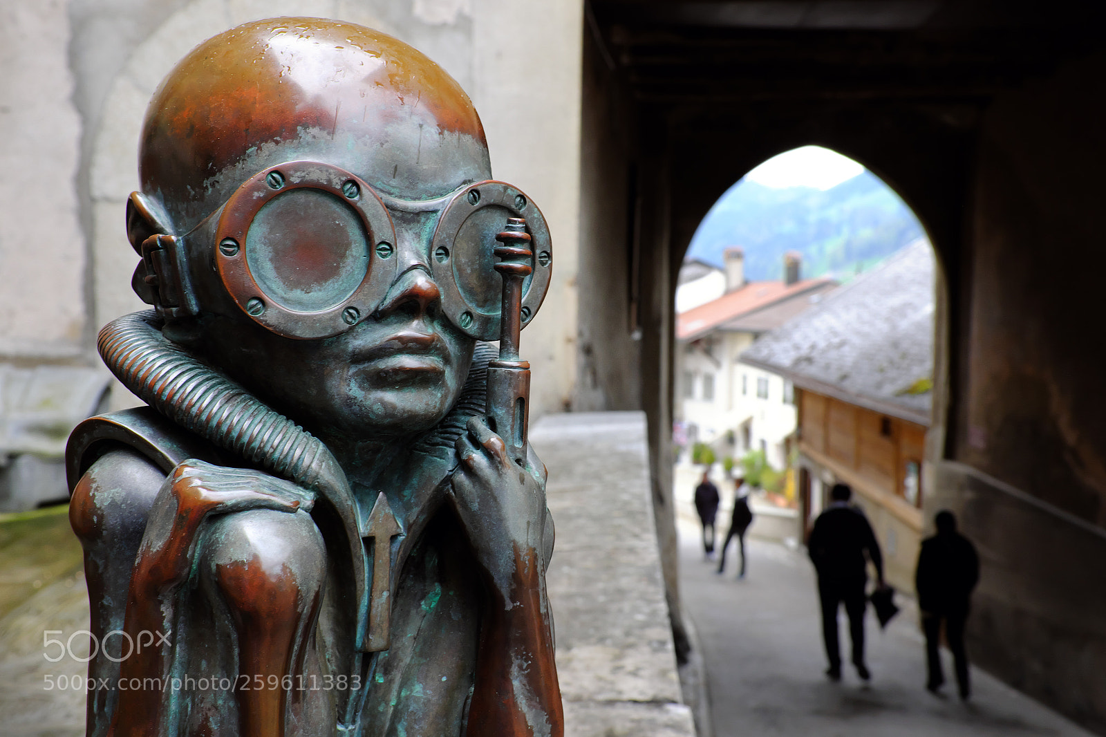 Fujifilm X100T sample photo. Hans rudolf giger's statue photography