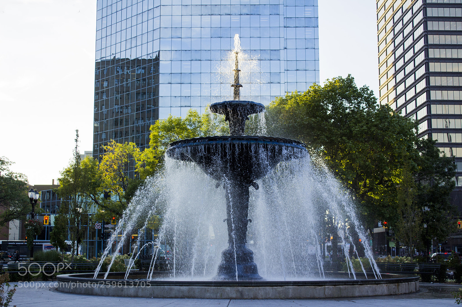 Canon EOS 1200D (EOS Rebel T5 / EOS Kiss X70 / EOS Hi) sample photo. Gore park fountain photography