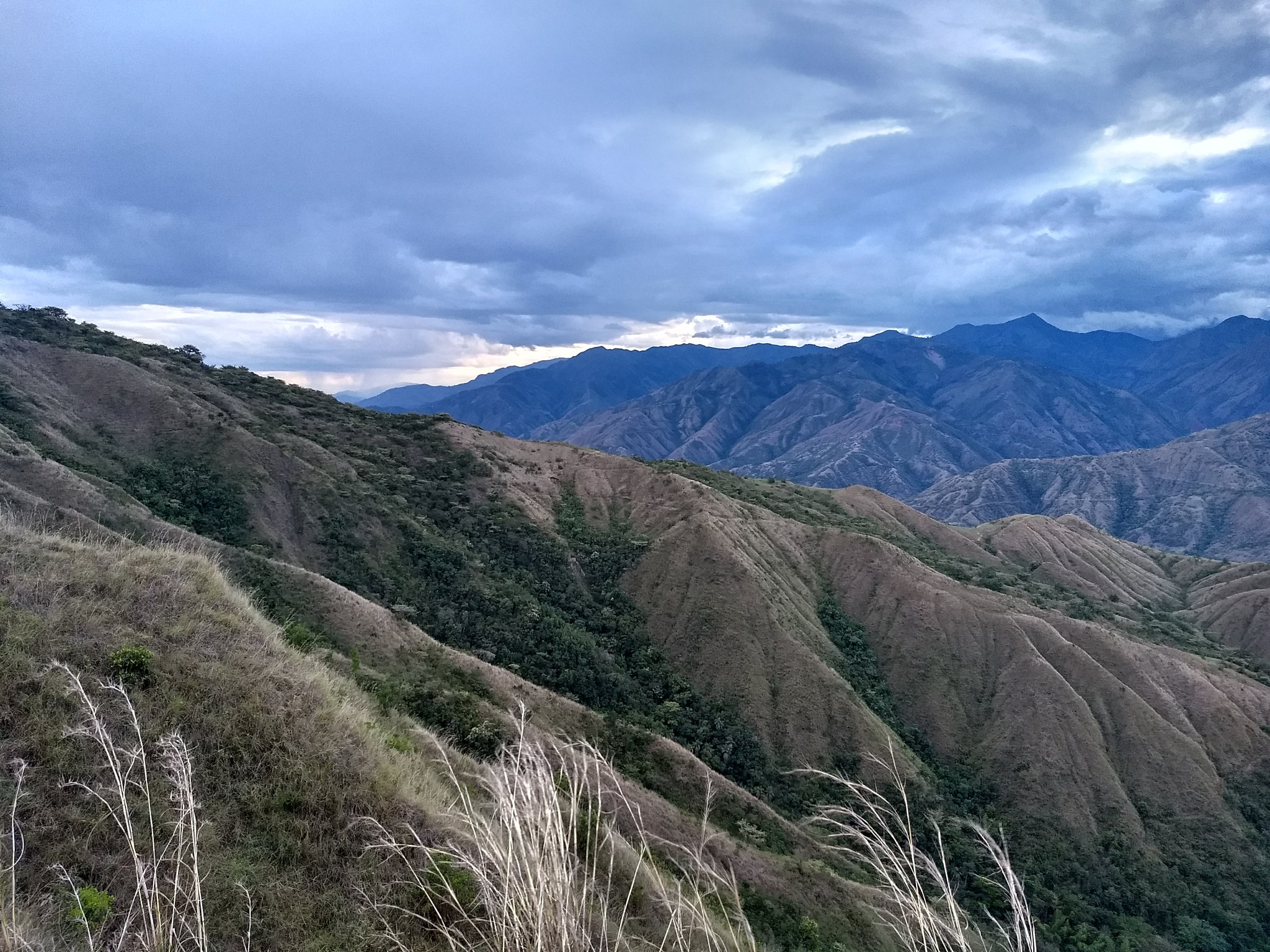 Motorola Moto G (5) Plus sample photo. Paisaje vía santa fe de antioquia photography
