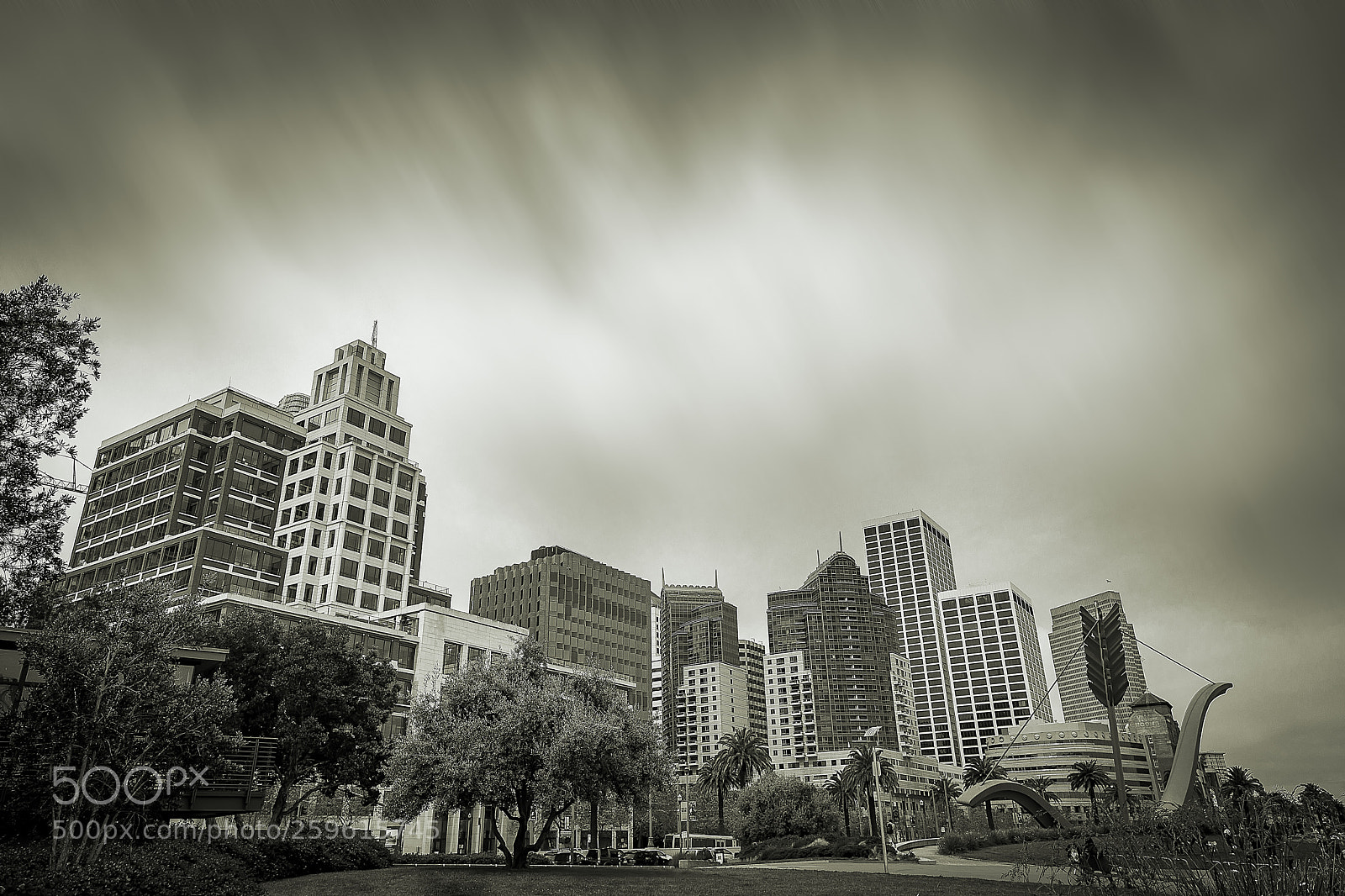 Canon EOS 5D Mark IV sample photo. Embarcadero street photography