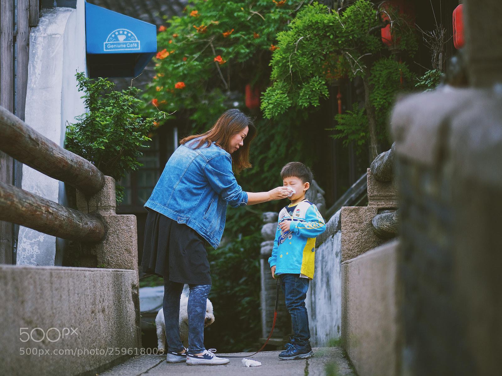 Fujifilm X-E3 sample photo. Stop crying, boy! photography