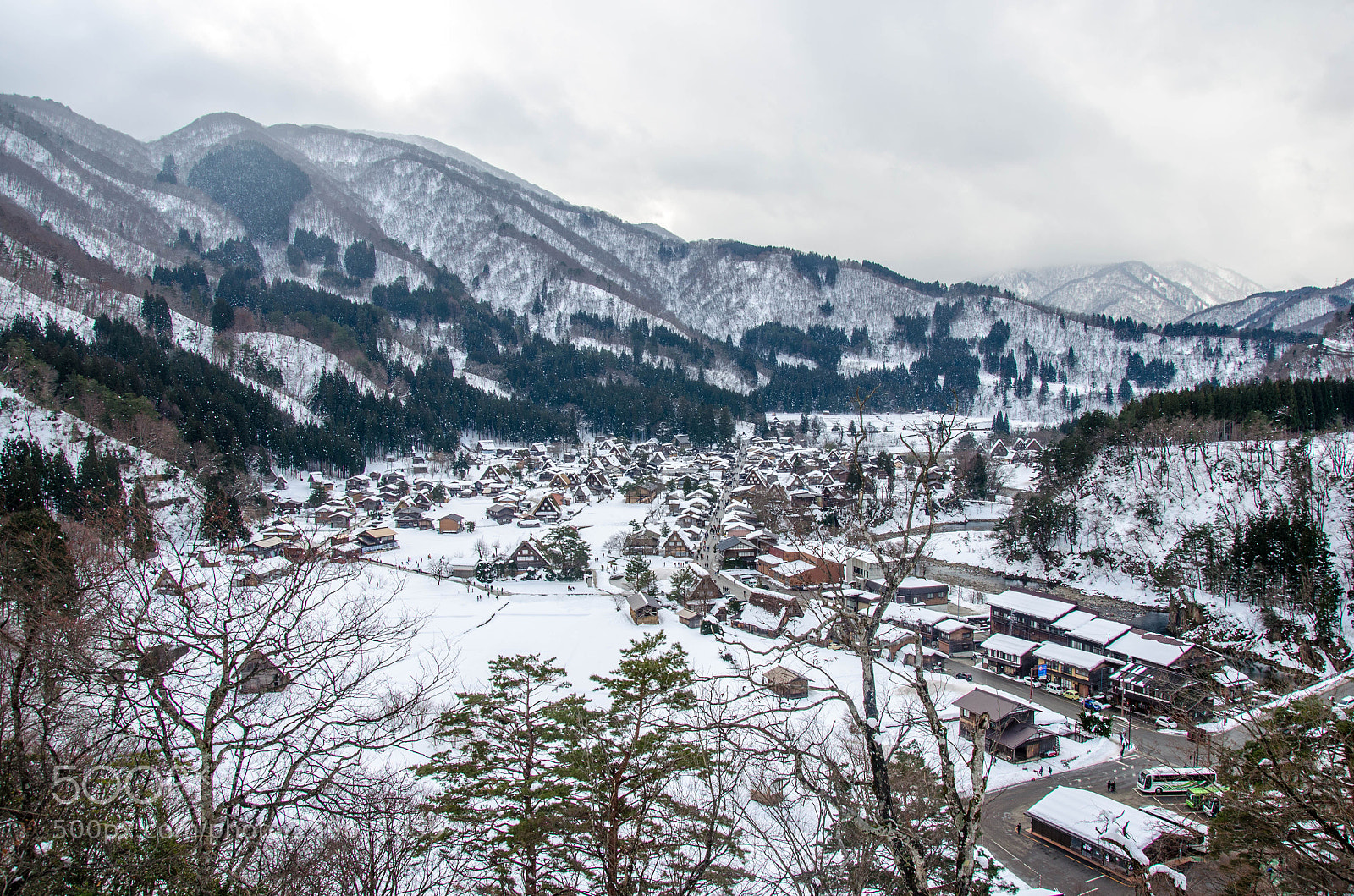 Nikon D5100 sample photo. Shirakawa-go village hotel in photography