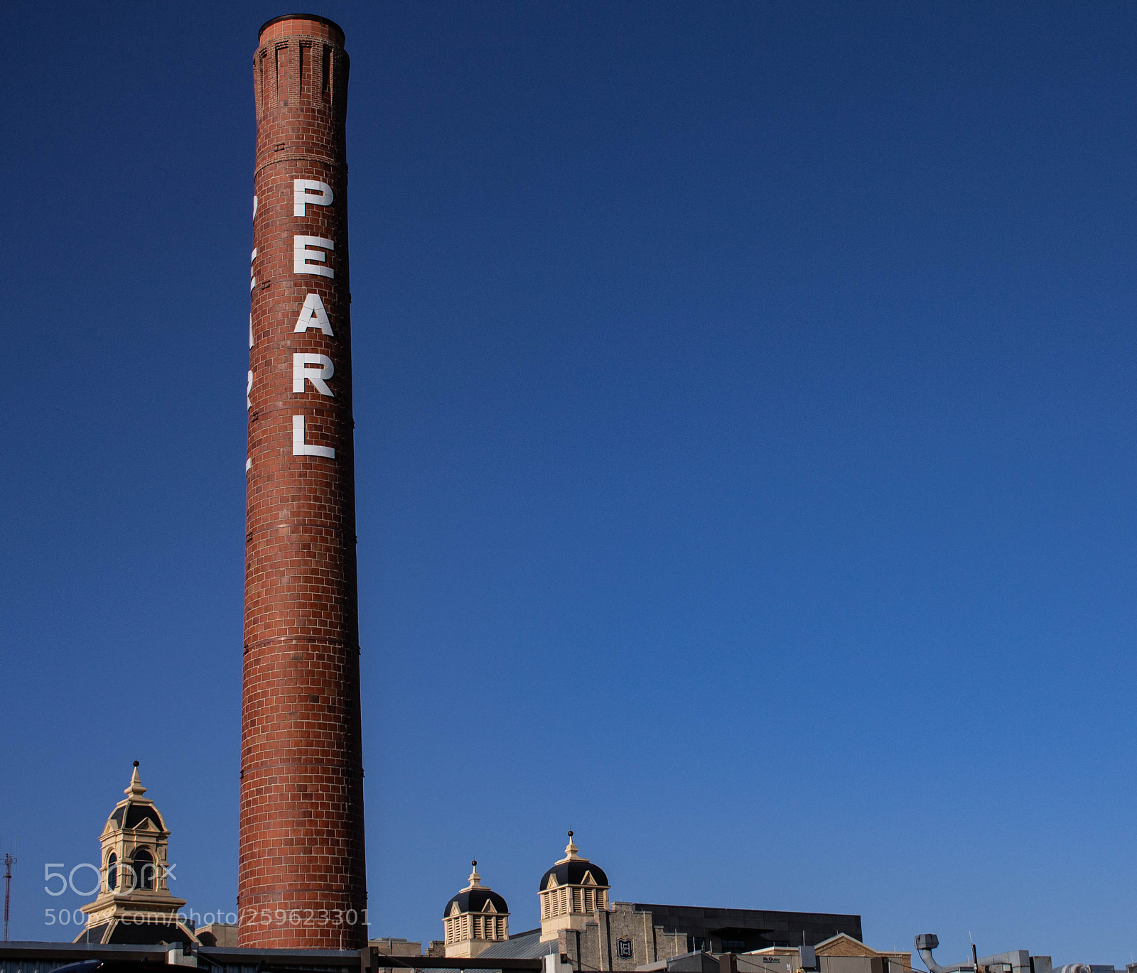 Canon EOS 1100D (EOS Rebel T3 / EOS Kiss X50) sample photo. The pearl smokestack photography