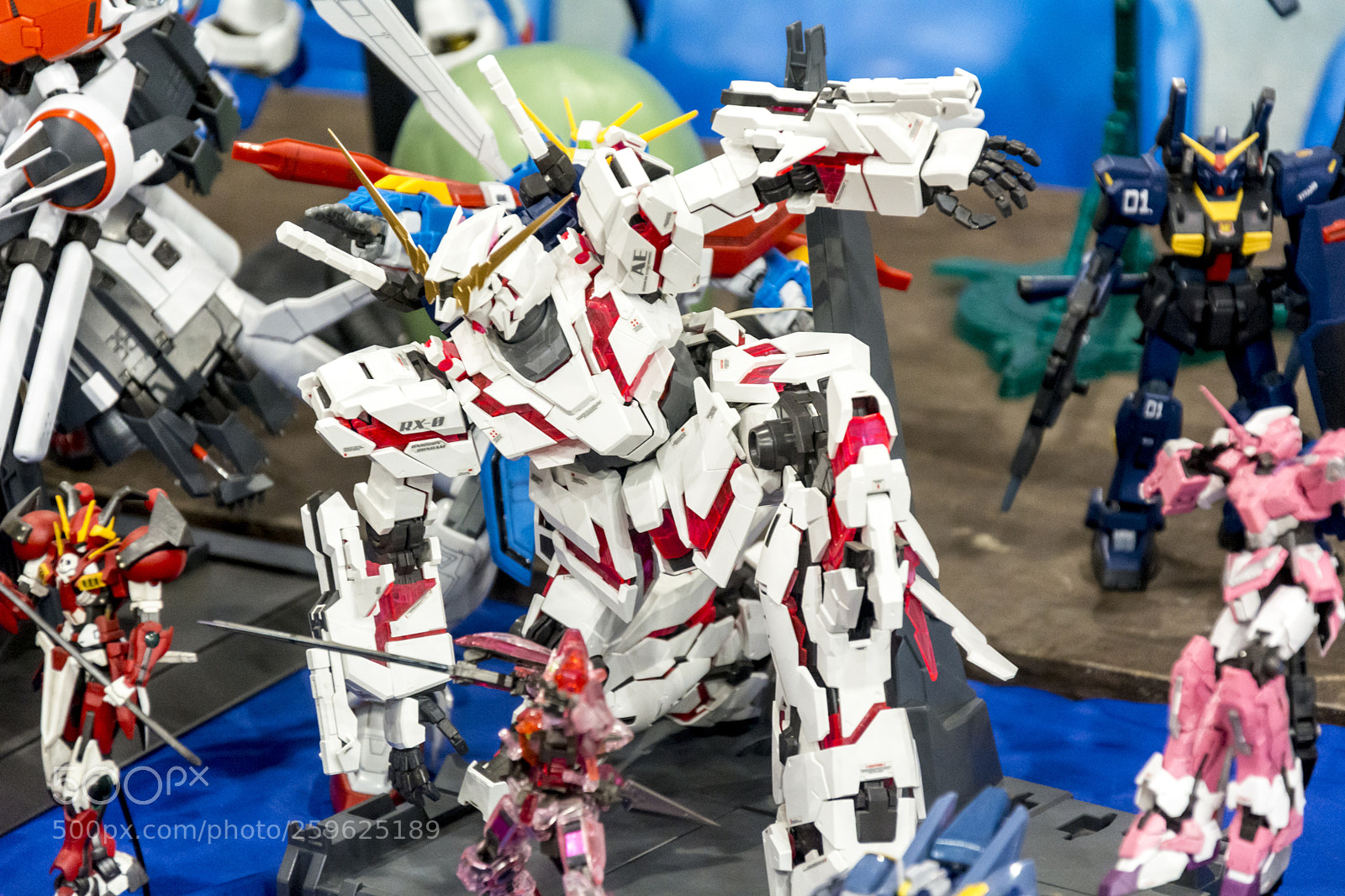 Nikon D7100 sample photo. Gundam unicorn photography