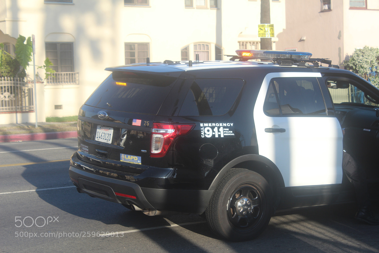 Canon EOS 1200D (EOS Rebel T5 / EOS Kiss X70 / EOS Hi) sample photo. Police in south los photography