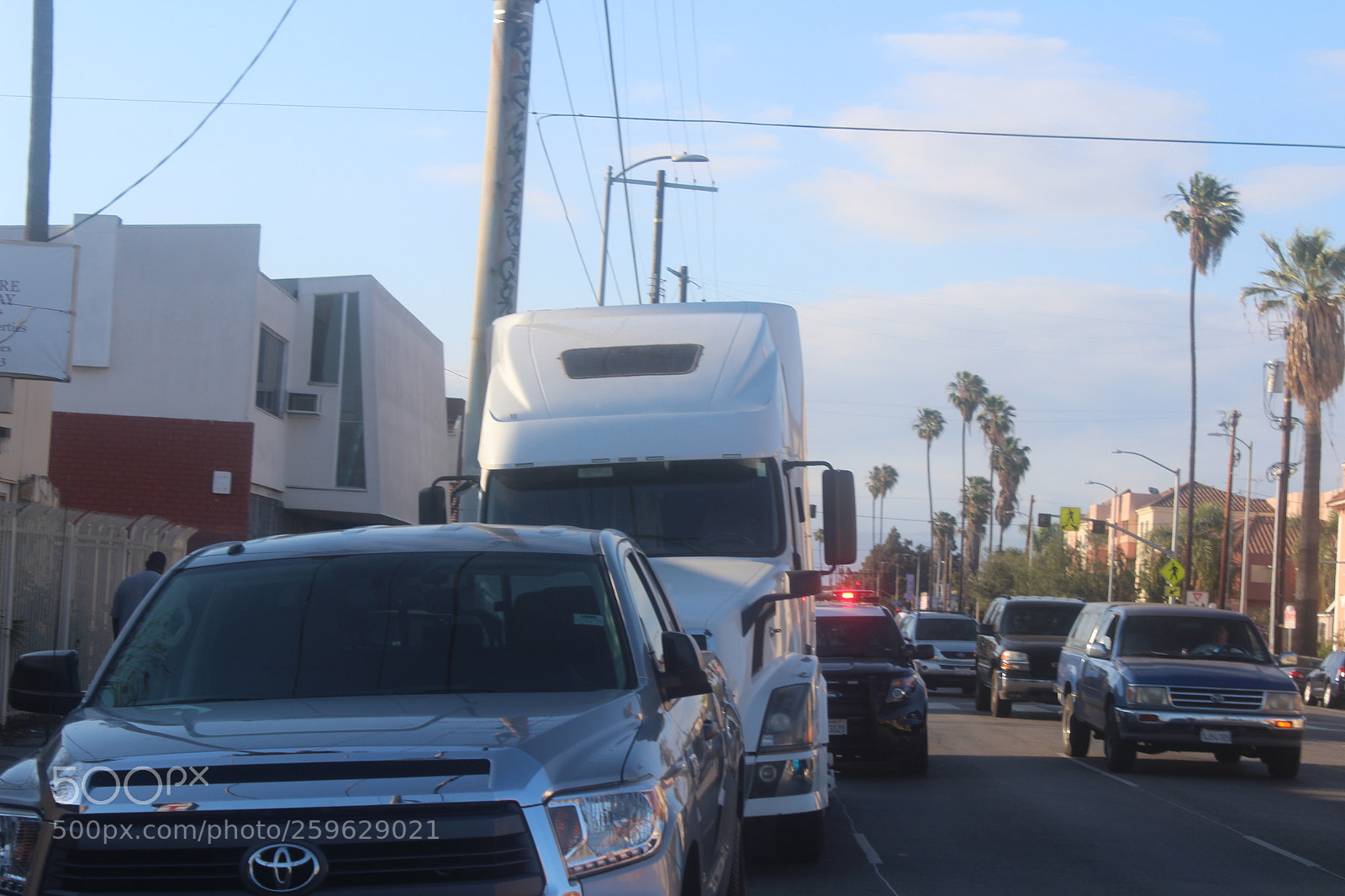 Canon EOS 1200D (EOS Rebel T5 / EOS Kiss X70 / EOS Hi) sample photo. Police in south los photography
