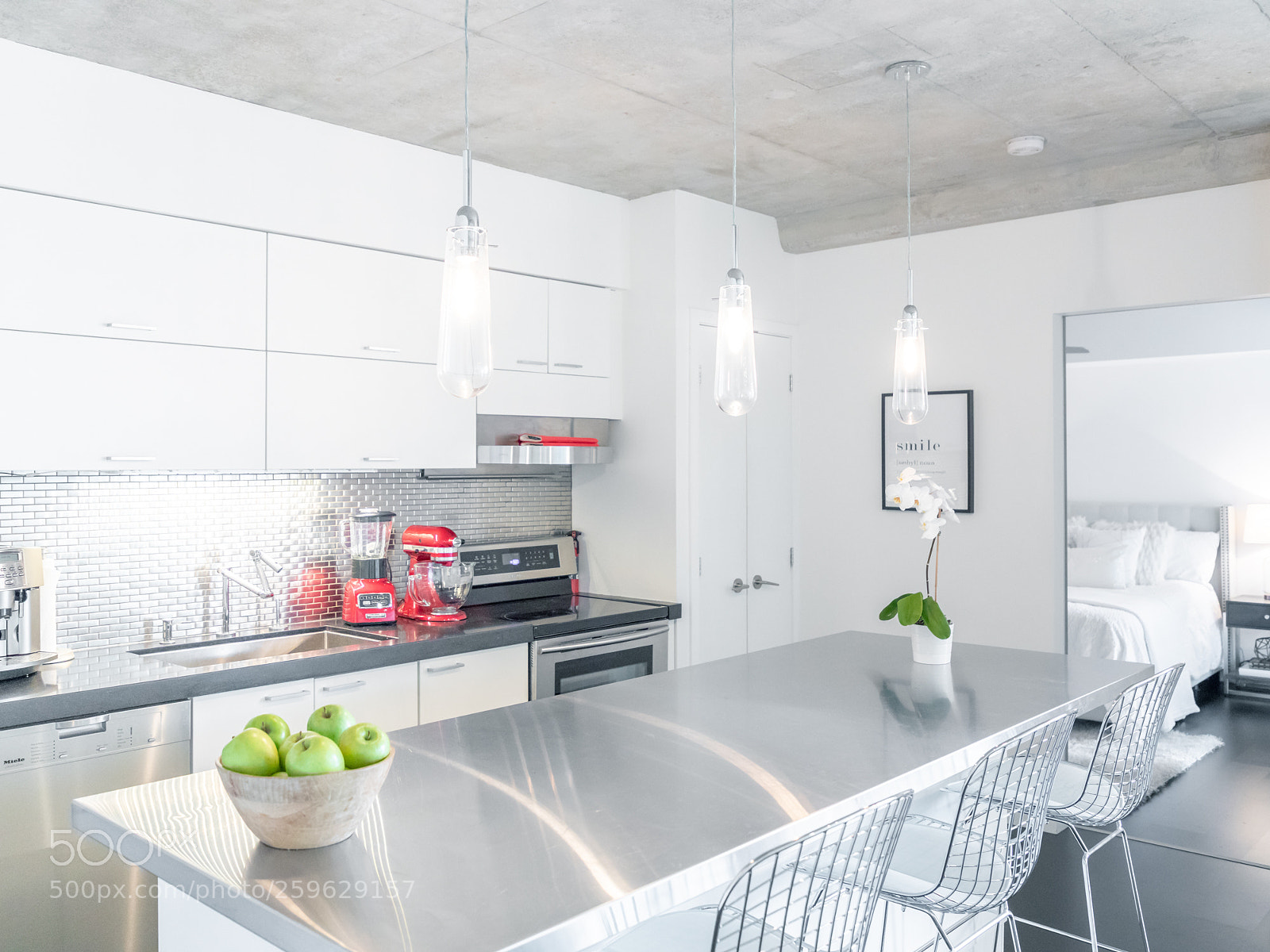 Canon EOS 5D Mark IV sample photo. Staged condo photography