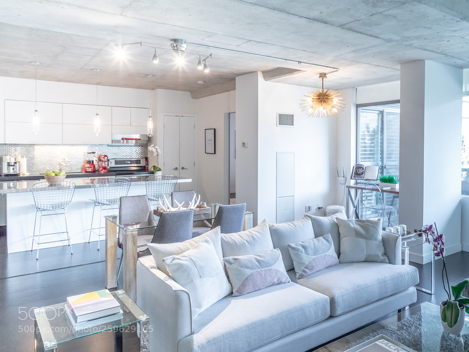 Canon EOS 5D Mark IV sample photo. Staged condo photography