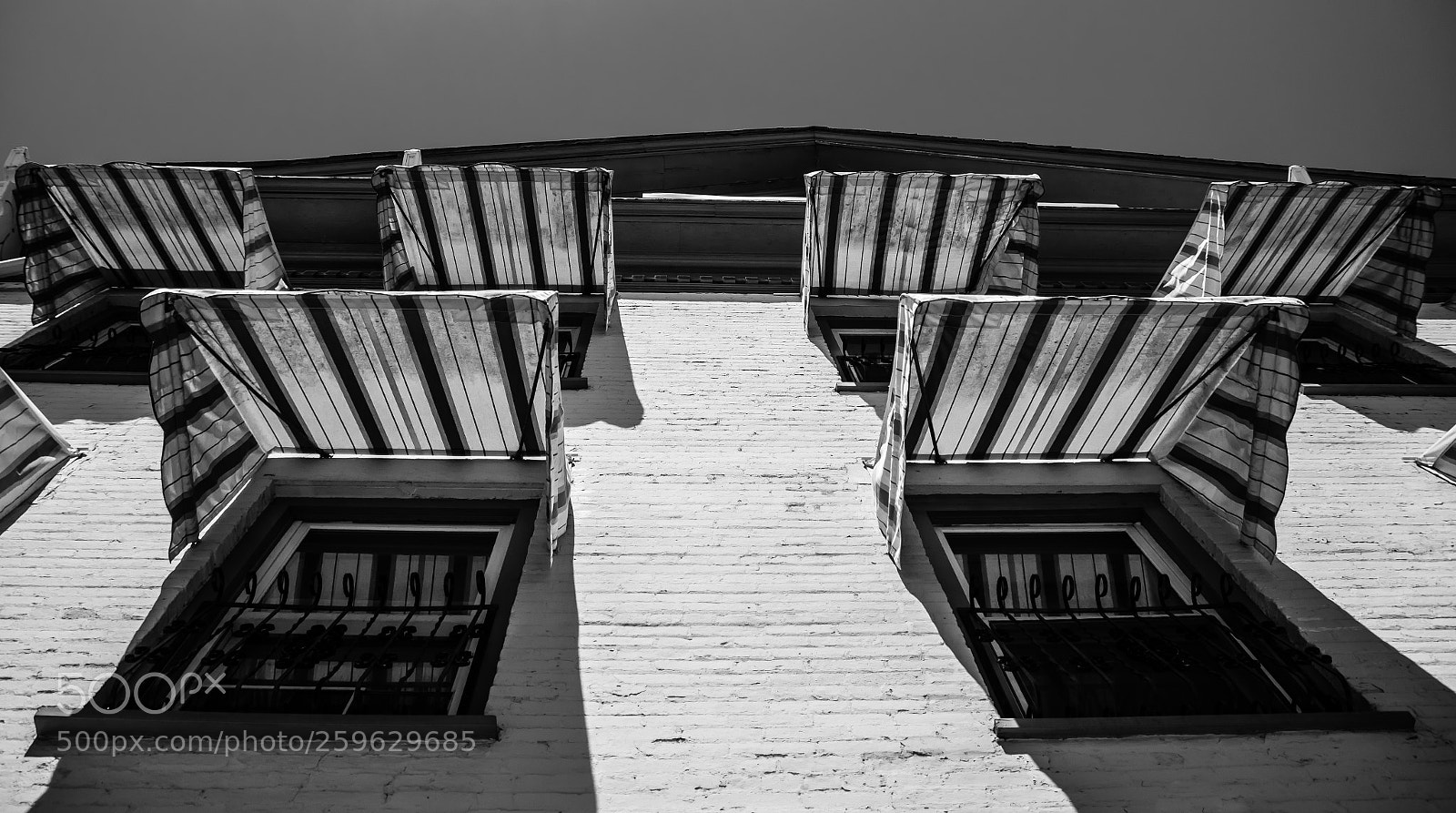 Nikon D5500 sample photo. Window seats photography