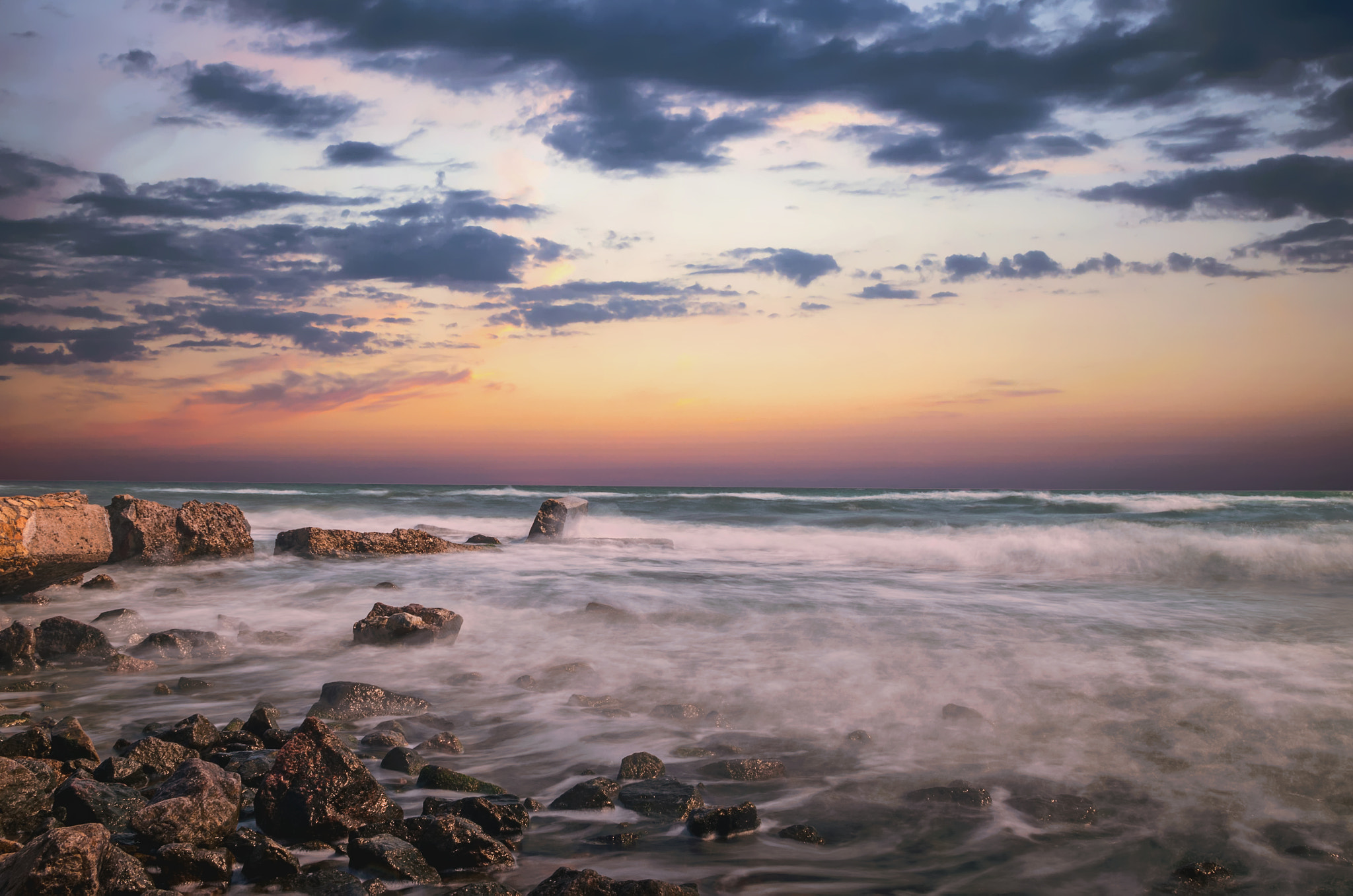 Pentax K-5 IIs sample photo. Sunset long exposure sea shore photography