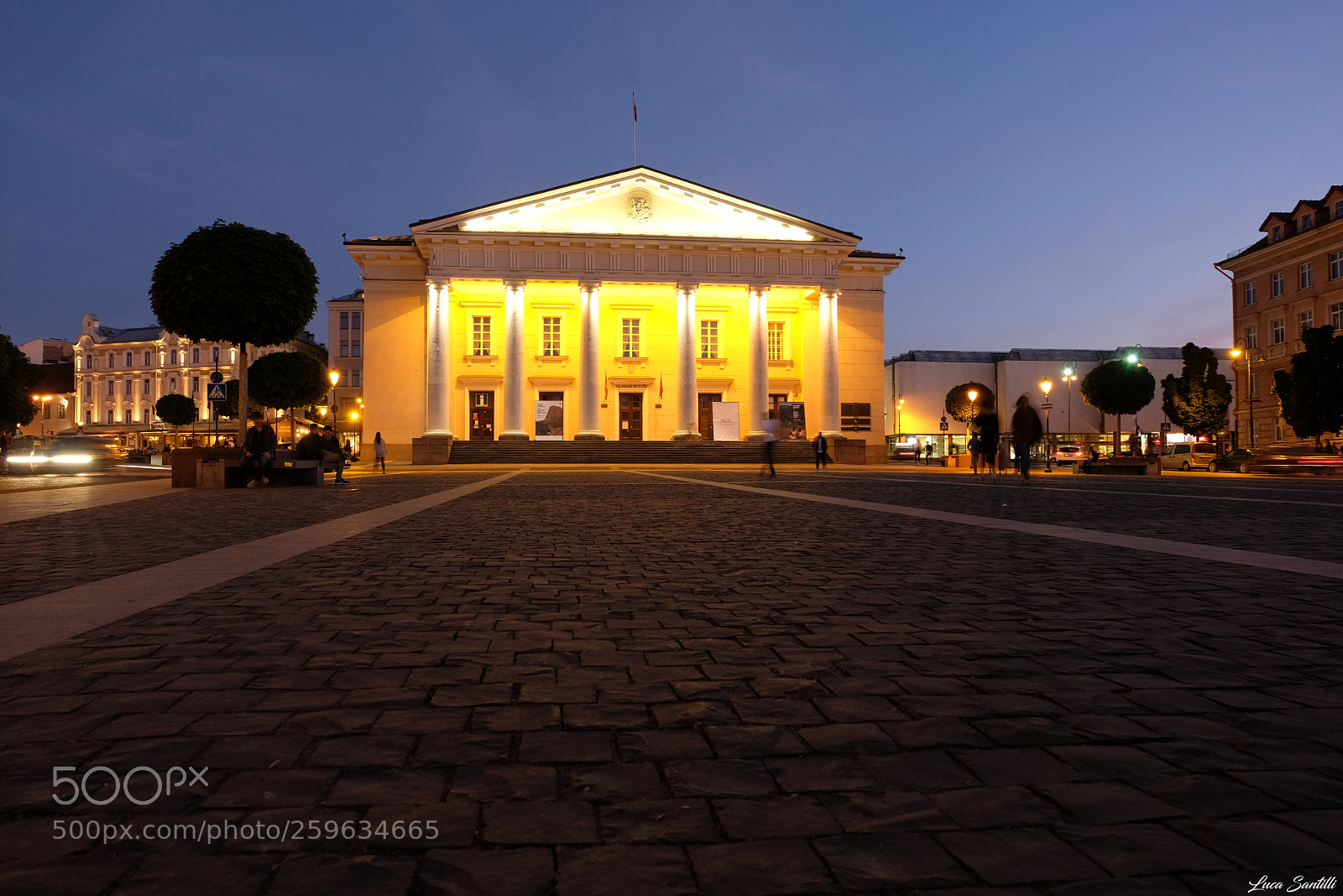 Fujifilm X-T20 sample photo. Piazza del municipio di photography