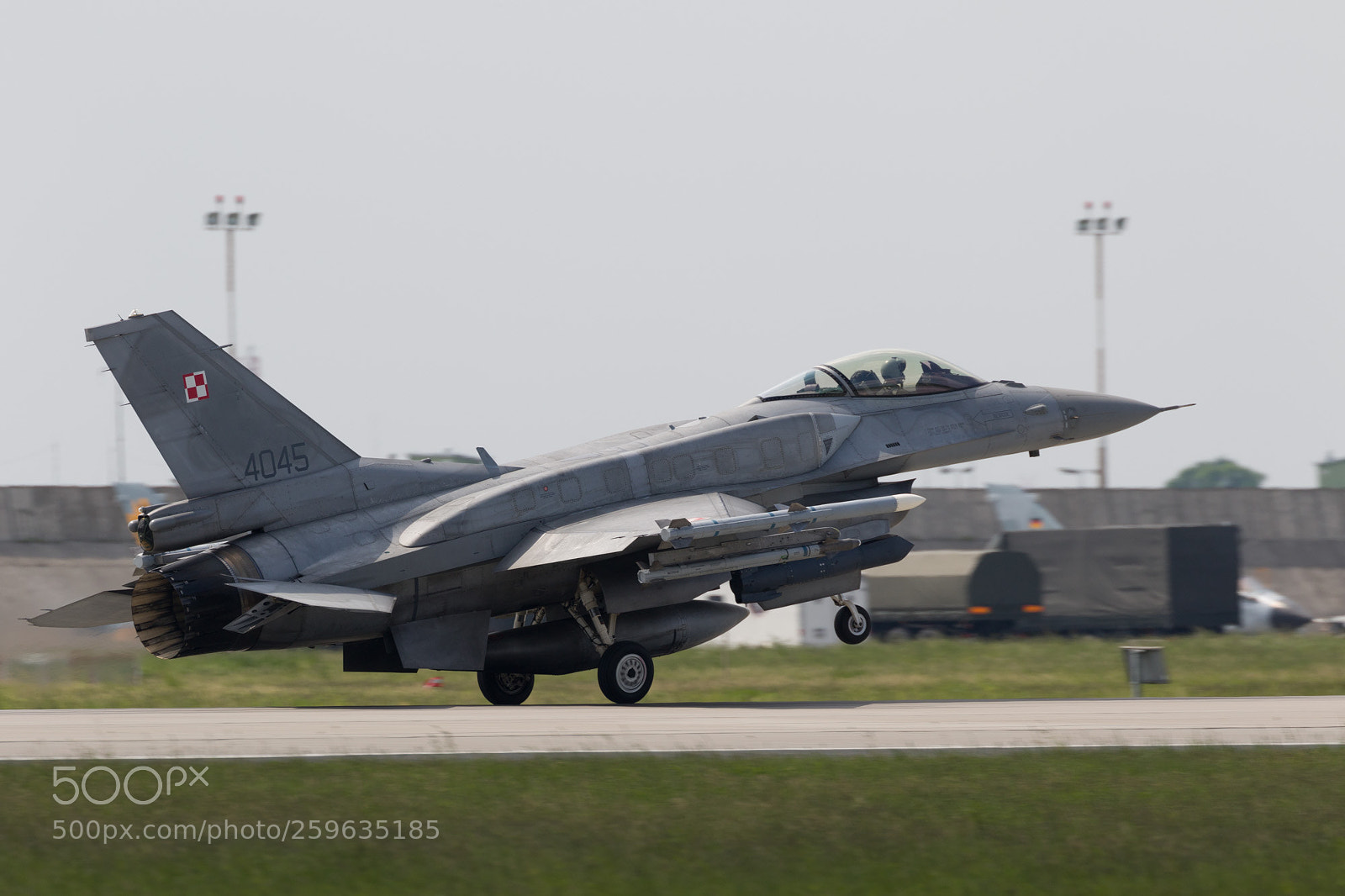 Canon EOS 7D Mark II sample photo. Polish f-16 landing photography