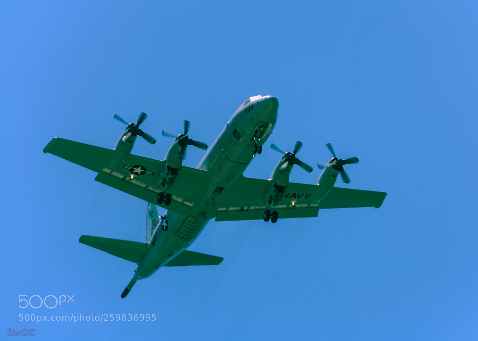 Canon EOS 450D (EOS Rebel XSi / EOS Kiss X2) sample photo. Military flight movement photography