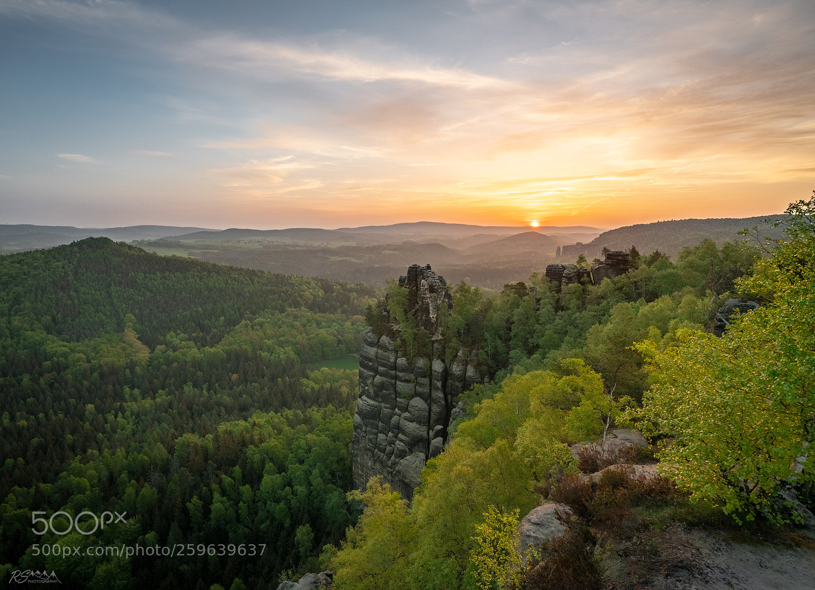 Sony a7R II sample photo. Sunrise experience from "schrammsteinaussicht" photography