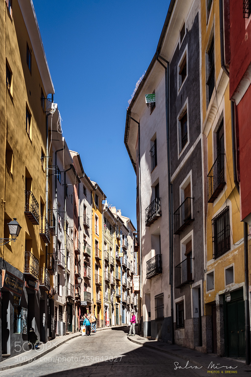 Sony a7 II sample photo. Colourful streets of cuenca photography