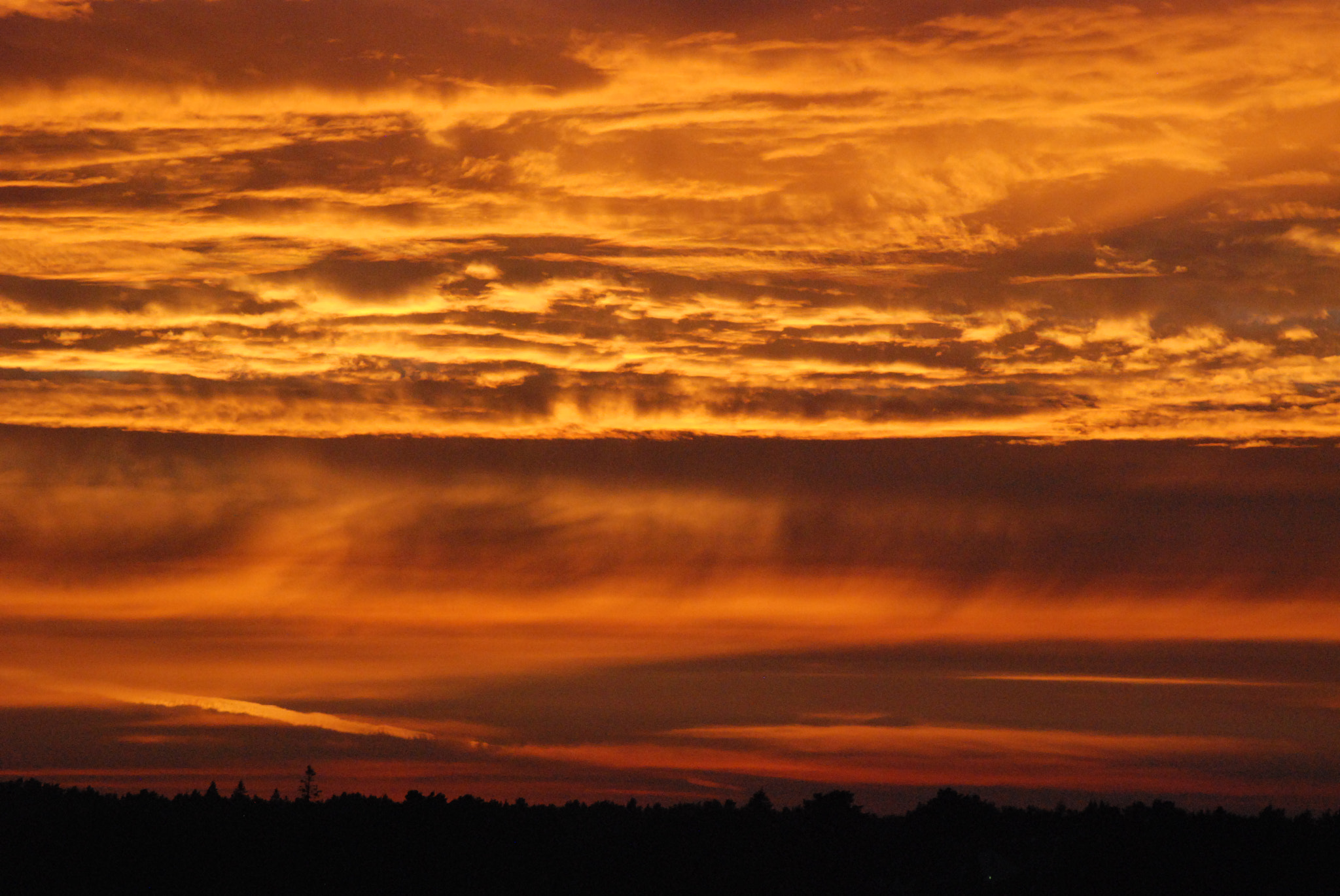 AF Zoom-Nikkor 80-200mm f/4.5-5.6D sample photo. Sunset photography