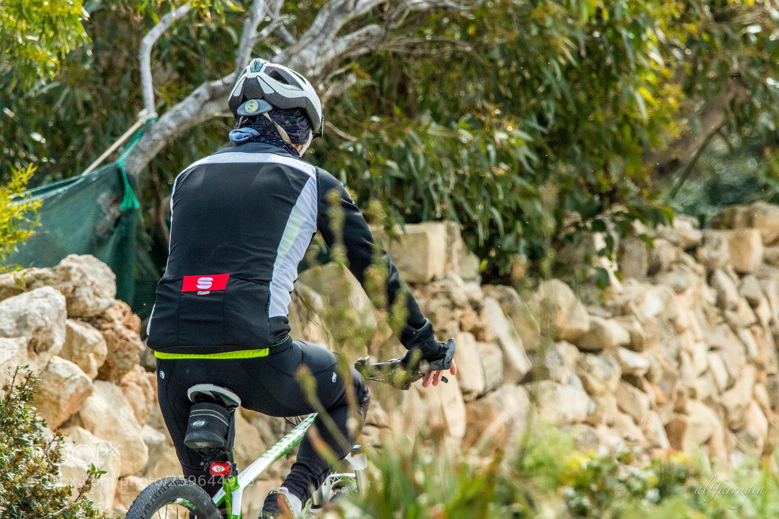 Nikon D7200 sample photo. Malta countryside - bike photography