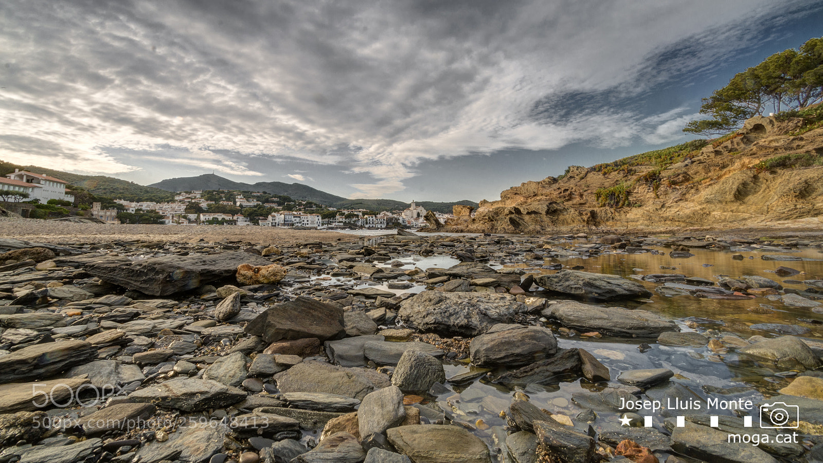 Canon EOS 70D sample photo. Cadaqués beach photography