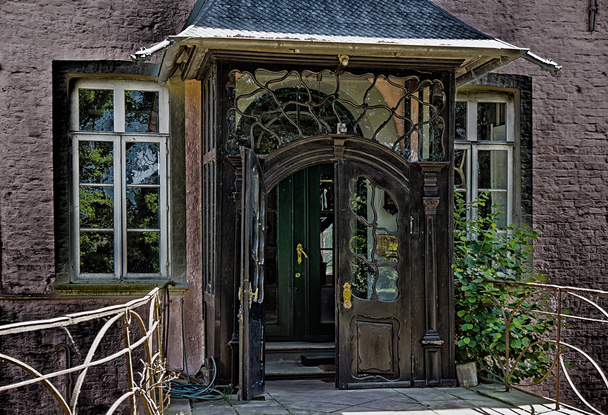 Sony Alpha NEX-7 sample photo. The entrance photography