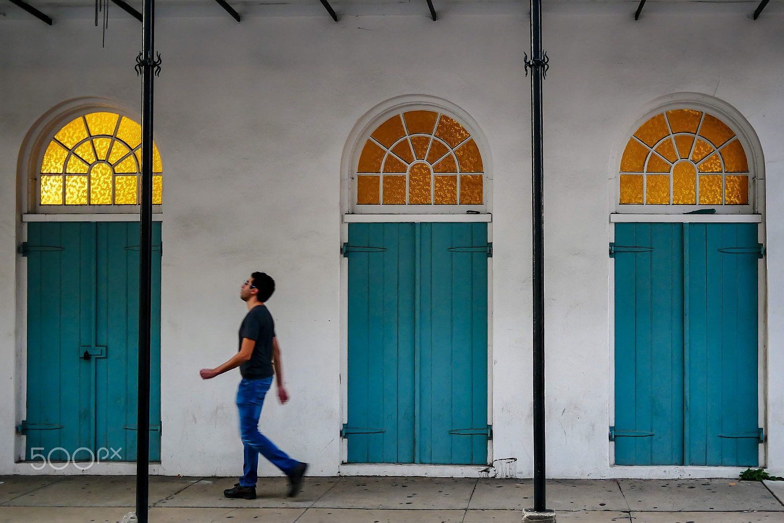 Panasonic Lumix DMC-GX85 (Lumix DMC-GX80 / Lumix DMC-GX7 Mark II) sample photo. 3 doors in turquoise blue photography