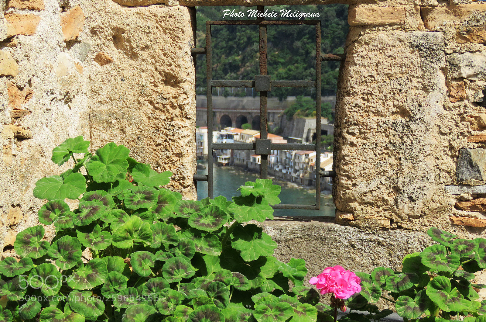 Canon PowerShot SX60 HS sample photo. Chianalea vista dal castello photography
