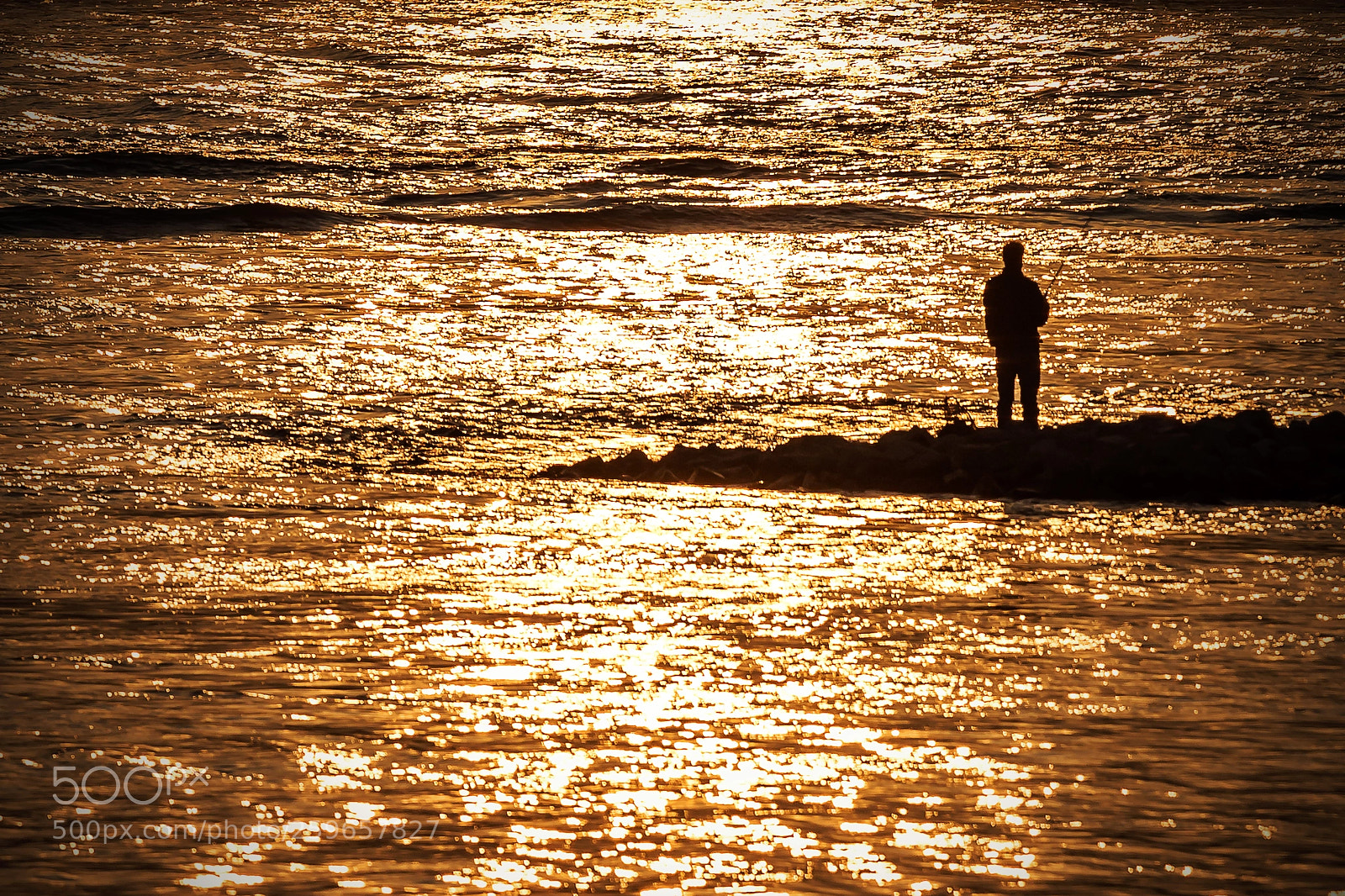 Canon EOS 6D sample photo. Einsamer angler... photography