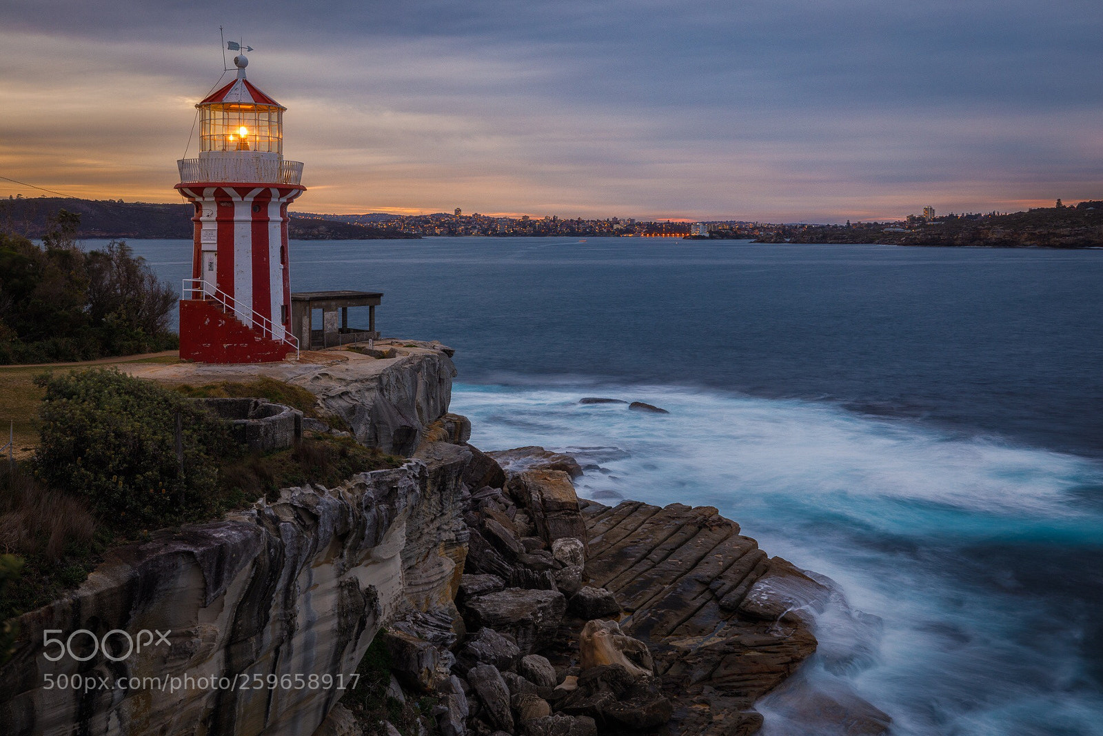 Canon EOS 5D Mark IV sample photo. Hornby lighthouse photography